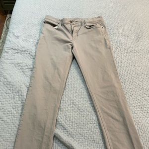 Banana Republic Mens slim traveler pant